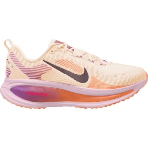 Nike - Nike Vomero 18 chalk