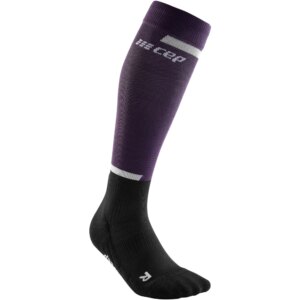 CEP - CEP Run Tall Kompressions Socken lila