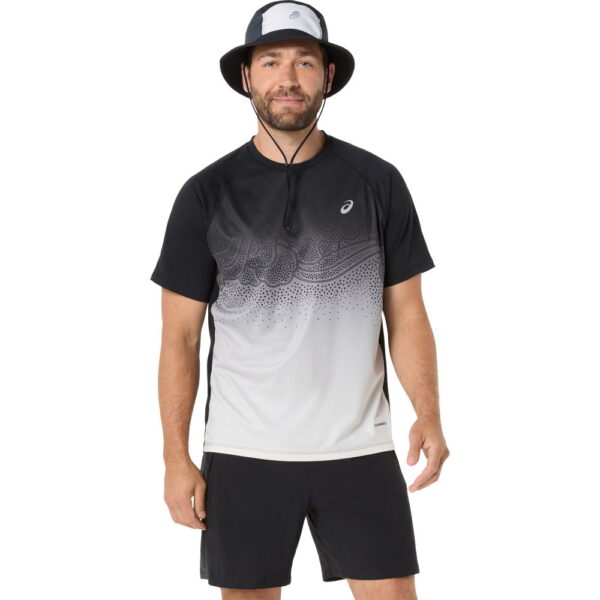 ASICS-Road-Fade-T-Shirt-performance-black-schwarz ASICS - ASICS Road Fade T-Shirt performance black