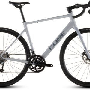 Cube Attain Race - 28 Zoll - Diamant - 2026