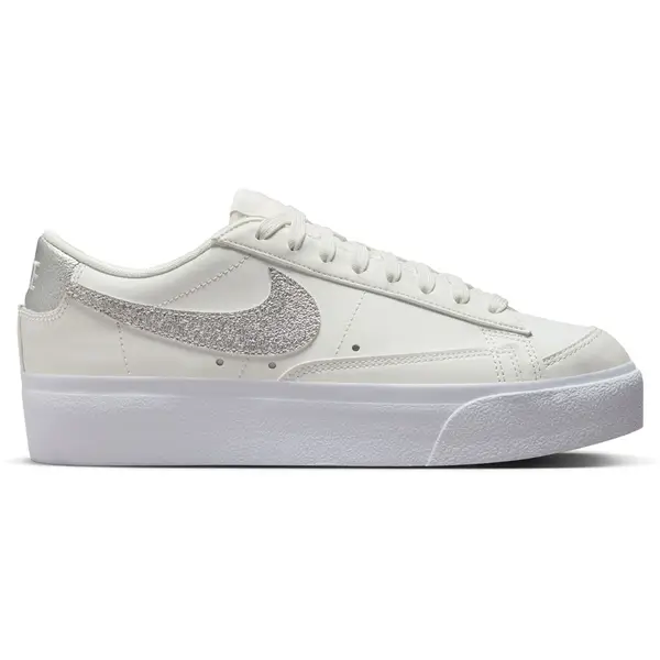 NIKE-Freizeitschuhe-W-BLAZER-LOW-PLATFORM-ESS-SUMMIT-WHITEMETALLIC-SILVER-S NIKE - Freizeitschuhe W BLAZER LOW PLATFORM ESS