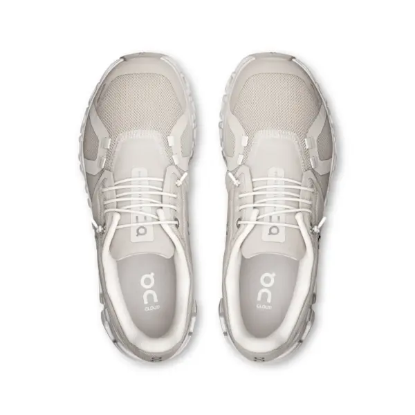 ON - Lifestyle-Sch. nieder Da Cloud 6 Wide