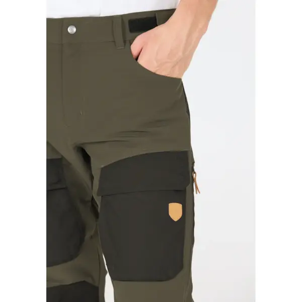 WHISTLER - Pants Beina